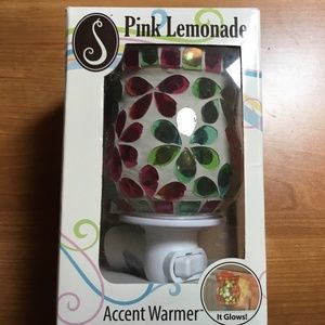 ScentSartional! Accent warmer.